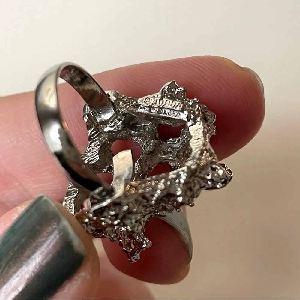 Vintage signed Vogue Brutalist freeform organic silvertone adjustable ring